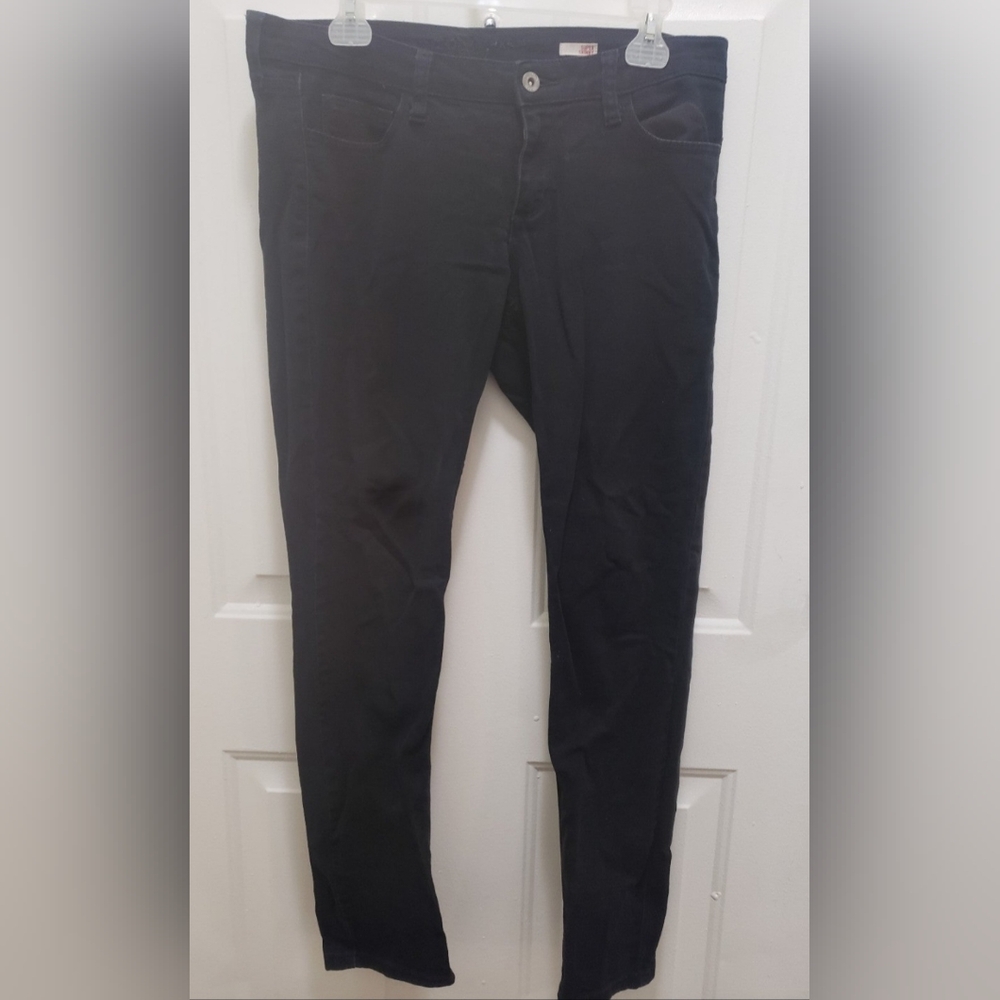 Arizona Jean Co- black, super skinny jeans, size 11